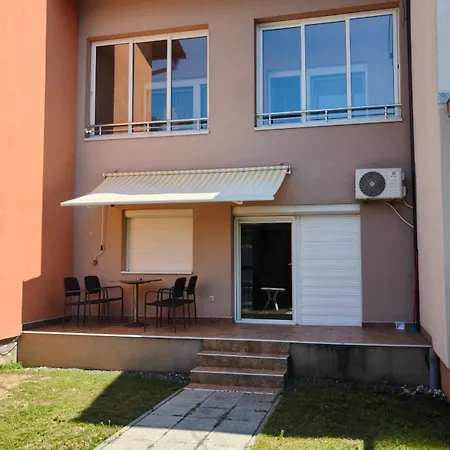 Iskra * Spilja